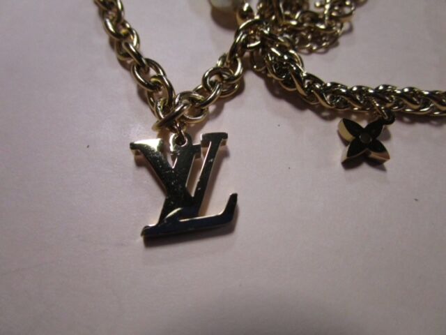 IMAGES | Customs officers intercept counterfeit jewelry in Louisville valued at more than $3.1 million